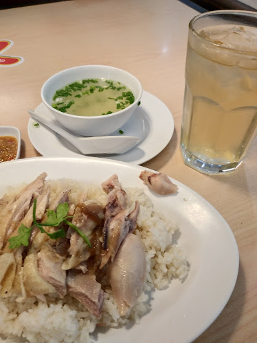 Opinii despre Johnny's Restaurant AEON Bukit Raja în Klang - Gastronomi dan perhotelan