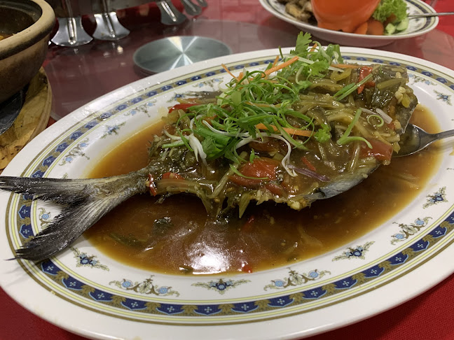 Comentarii opinii despre Restoran Makanan Laut Yee | 義风味海鲜馆