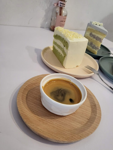 Lot 2 Ground Floor, Block A, Lorong Damai Point, Luyang Commercial Centre, 88300 Kota Kinabalu, Sabah