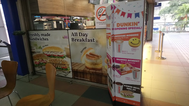 Opinii despre Dunkin' Donuts @ LRT Taman Jaya în Petaling Jaya - Gastronomi dan perhotelan