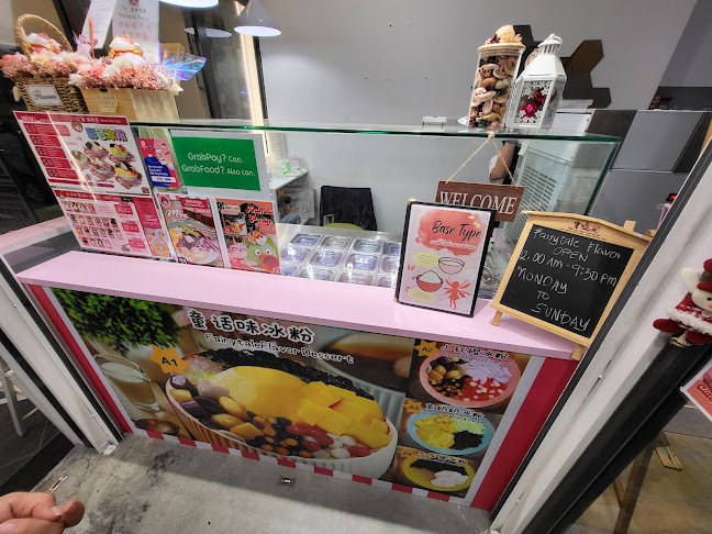 The Five 五色餐 - Gelang Patah