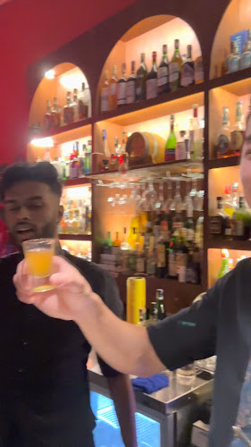 Backdoor Bodega - Gastronomi dan perhotelan