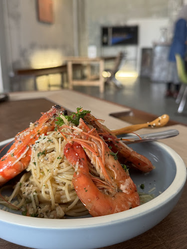 Comentarii opinii despre Kantin & Co