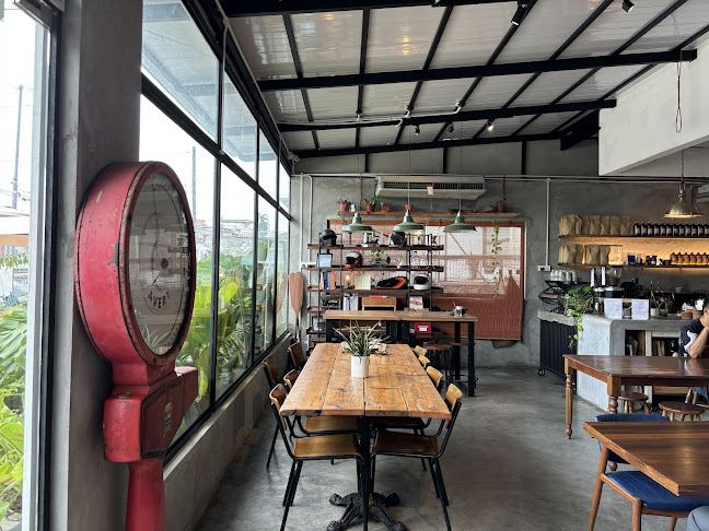 SWELL by Vamos - Gastronomi dan perhotelan