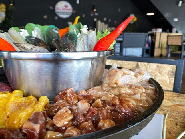 Comentarii opinii despre De'IMAN Steamboat & Grill Restaurant