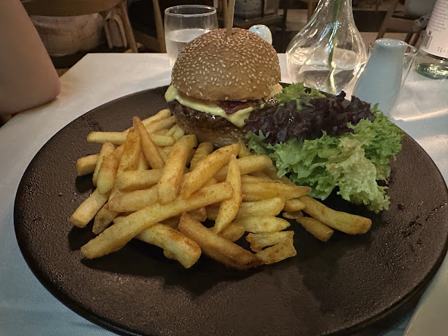 Comentarii opinii despre Pampas Steakhouse at Old Malaya