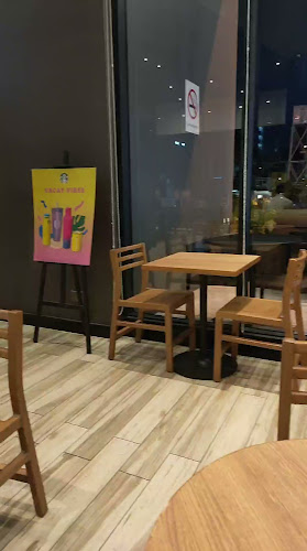 Comentarii opinii despre Starbucks Iramanis