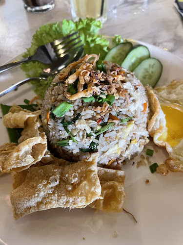 Opinii despre Intan Villa Kopitiam în Teluk Intan - Gastronomi dan perhotelan