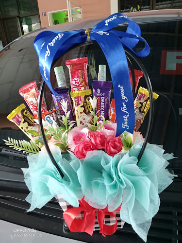 Opinii despre WAHILA CAKE AND BOUQUET în Sungai Petani - Gastronomi dan perhotelan