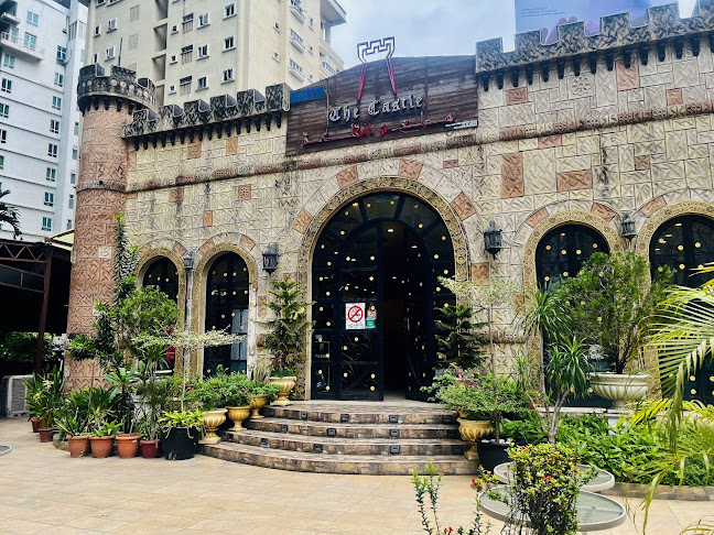 The Castle Restaurant - Gastronomi dan perhotelan