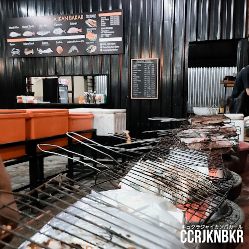 Cucu Raja Ikan Bakar