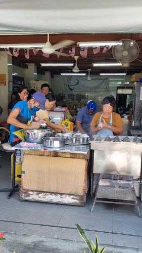 Putu Piring Tengkera - Melaka
