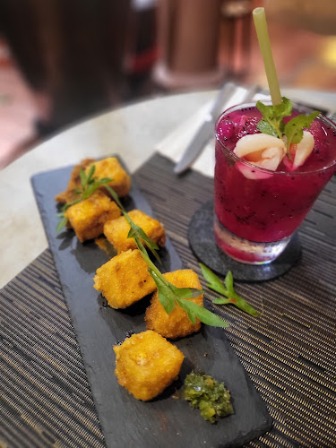 Campong O’oloo - Gastronomi dan perhotelan