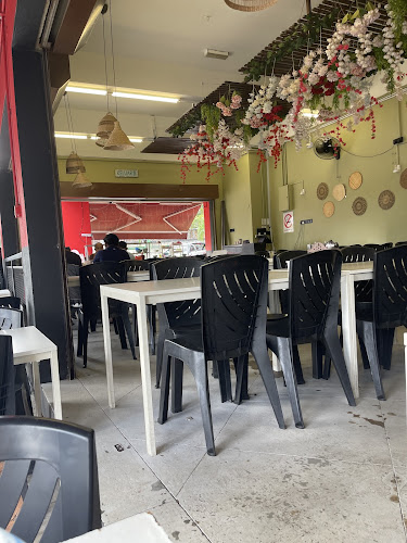 Aroi Street Food Shah Alam - Shah Alam