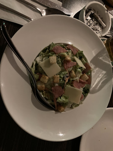 The Penthouse Restaurant & Winebar - Gastronomi dan perhotelan