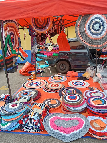 Opinii despre Kampung Paya Pasar Malam în Kluang - Gastronomi dan perhotelan