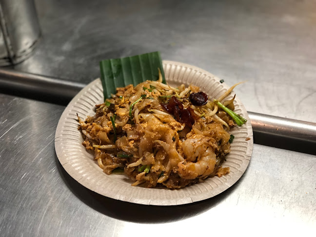 Opinii despre CHONG Charcoal Seafood Char Kuey Teow 炭烧海鲜炒粿条 în George Town - Gastronomi dan perhotelan