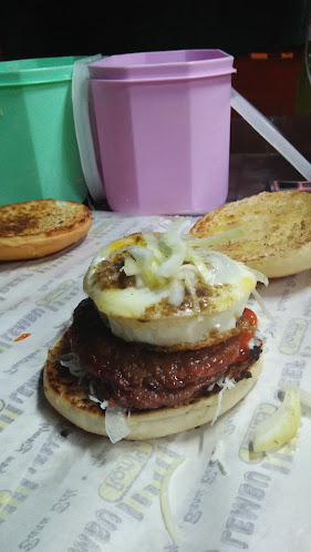 Daddy Burger - Gastronomi dan perhotelan