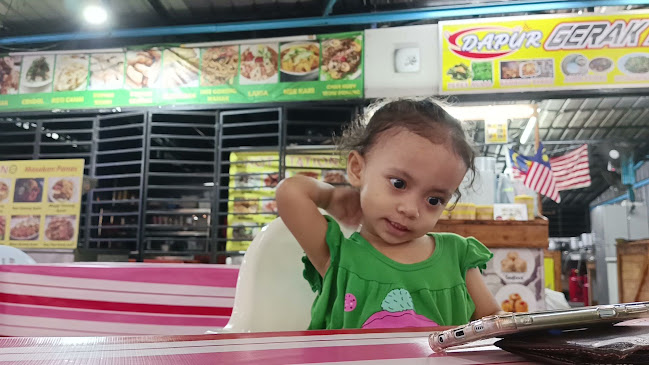 Comentarii opinii despre Medan Selera Taman Kosas