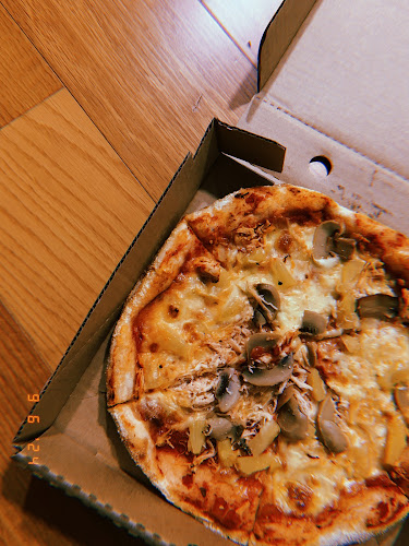 Comentarii opinii despre Jiwa Kopi & Bingsu Cabang Tiga