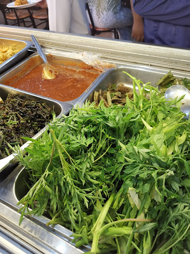 Opinii despre Kafe61 Medan Hamidah în Kuching - Gastronomi dan perhotelan