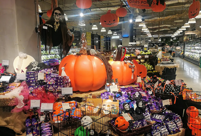 Ben's Independent Grocer @ The LINC - Gastronomi dan perhotelan