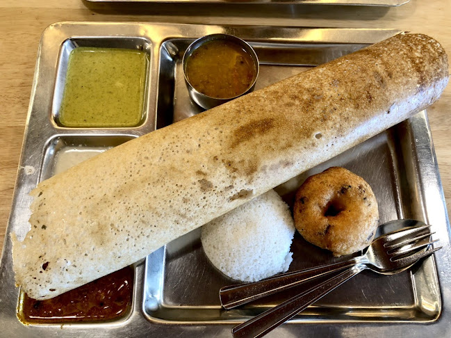 Restaurant Saravanaa Bhavan Brickfields - Gastronomi dan perhotelan