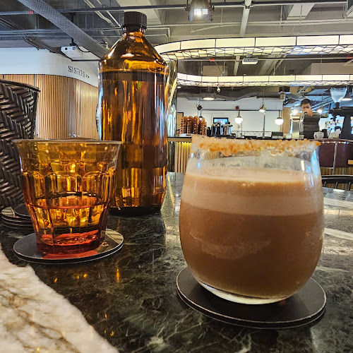 Common Man Coffee Roasters - Kuala Lumpur