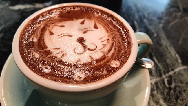 Common Man Coffee Roasters - Kuala Lumpur - Gastronomi dan perhotelan