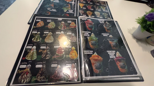 Snowtime Dessert Cafe - Gastronomi dan perhotelan