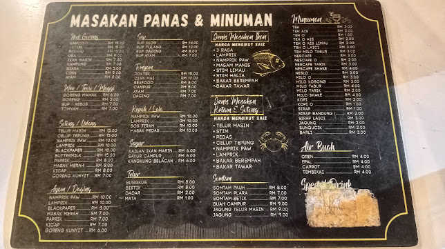 Opinii despre DPerahu ThaiFood în Kampung Raja - Gastronomi dan perhotelan