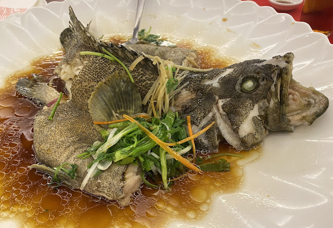 Opinii despre Rainbow Seafood Restaurant în Menglembu - Gastronomi dan perhotelan