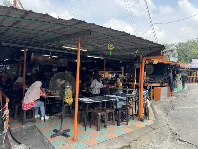 Comentarii opinii despre Restoran Ikan Bakar Seri Melaka Jalan Bellamy