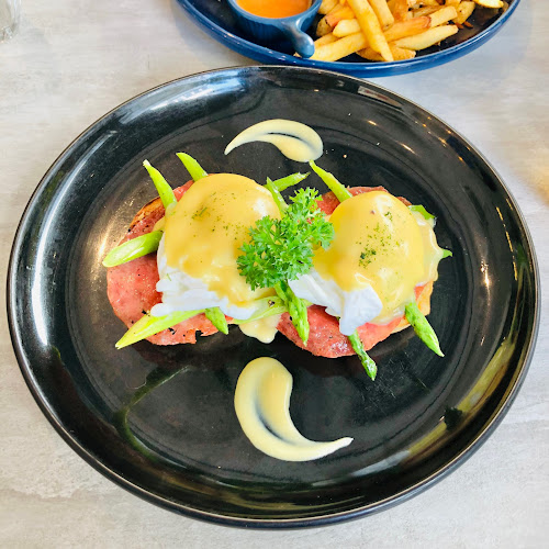 Opinii despre Foremula Cafe în Petaling Jaya - Gastronomi dan perhotelan