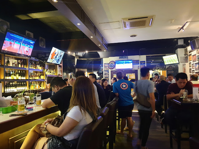 HOF Cafe Brighton Square