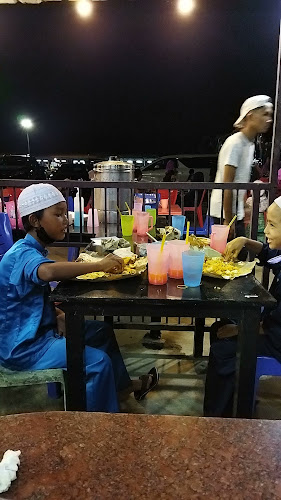 Comentarii opinii despre Che Mah Nasi Kukus