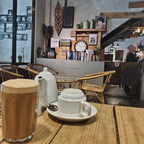 Comentarii opinii despre Kueh Cafe Seksyen 13