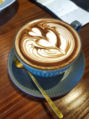 Comentarii opinii despre London Cafe & Bistro