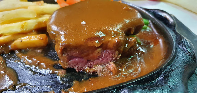 Suzi's Corner - Gastronomi dan perhotelan