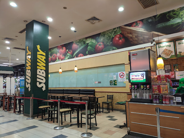 Subway - Gastronomi dan perhotelan