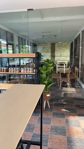 Opinii despre OmmaSón Signature Korean Cafe în Kajang - Gastronomi dan perhotelan