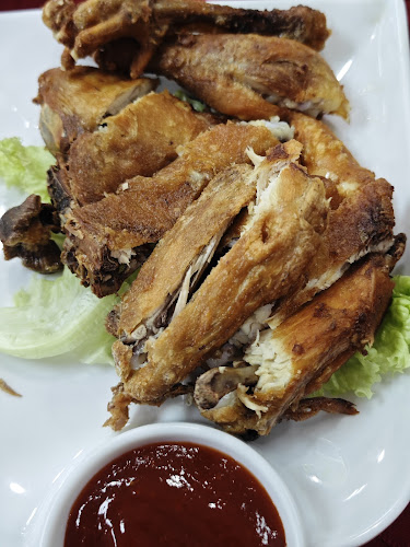 Kedai Makanan Laut Ya Lim - Pelabuhan Klang