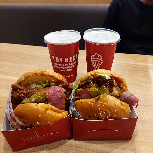 Woodfire Putrajaya - Gastronomi dan perhotelan