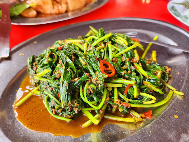 Restoran Chat Sook 冷气七叔玲珑饭店