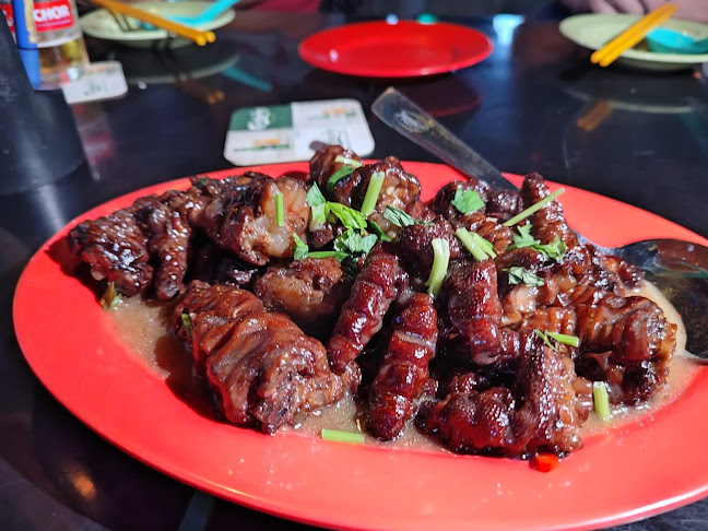 Eagle Music Cafe - Gastronomi dan perhotelan