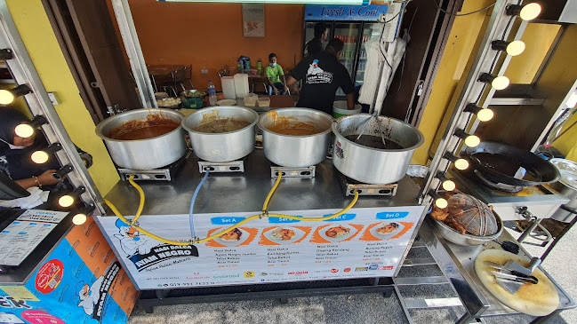 Liga Maju Nasi Dalca Ayam Negro - George Town