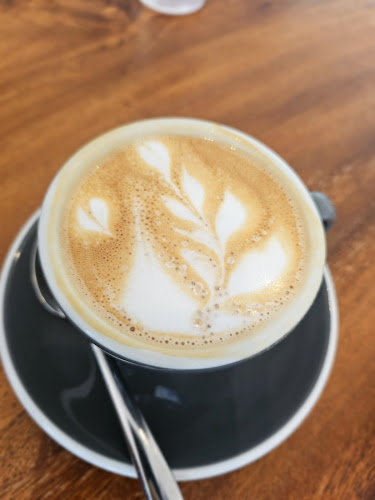 Mrs. Whó - Gastronomi dan perhotelan