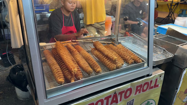 Farlim Wednesday Night Market - Gastronomi dan perhotelan