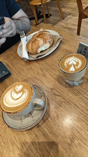 Comentarii opinii despre Middle Lane Coffee