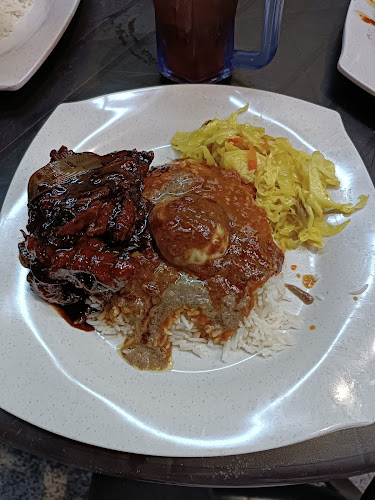 Liga Maju Nasi Dalca Ayam Negro - Gastronomi dan perhotelan